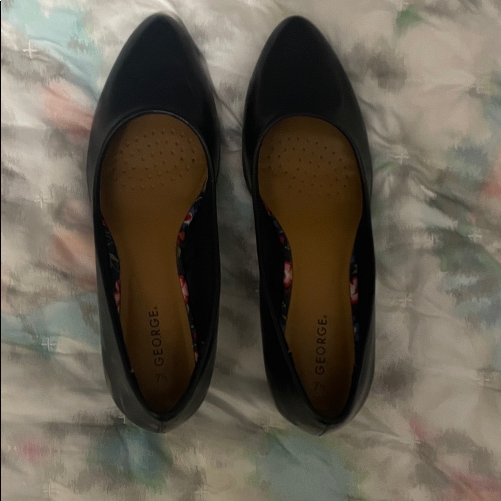 George Women's Black Pumps